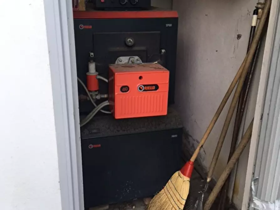 Immagine 9 di Villa in vendita  a Monselice