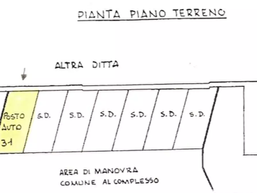 Immagine 13 di Posto auto in vendita  in Strada Foratella 19 a Gassino Torinese