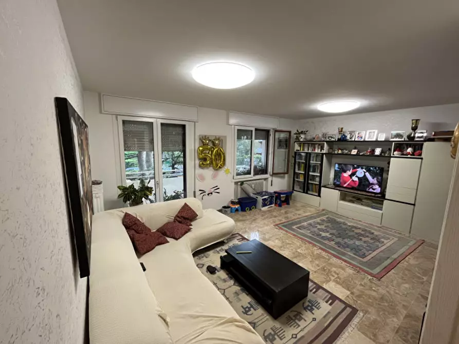 Immagine 1 di Appartamento in vendita  in via bassano del grappa a Selvazzano Dentro