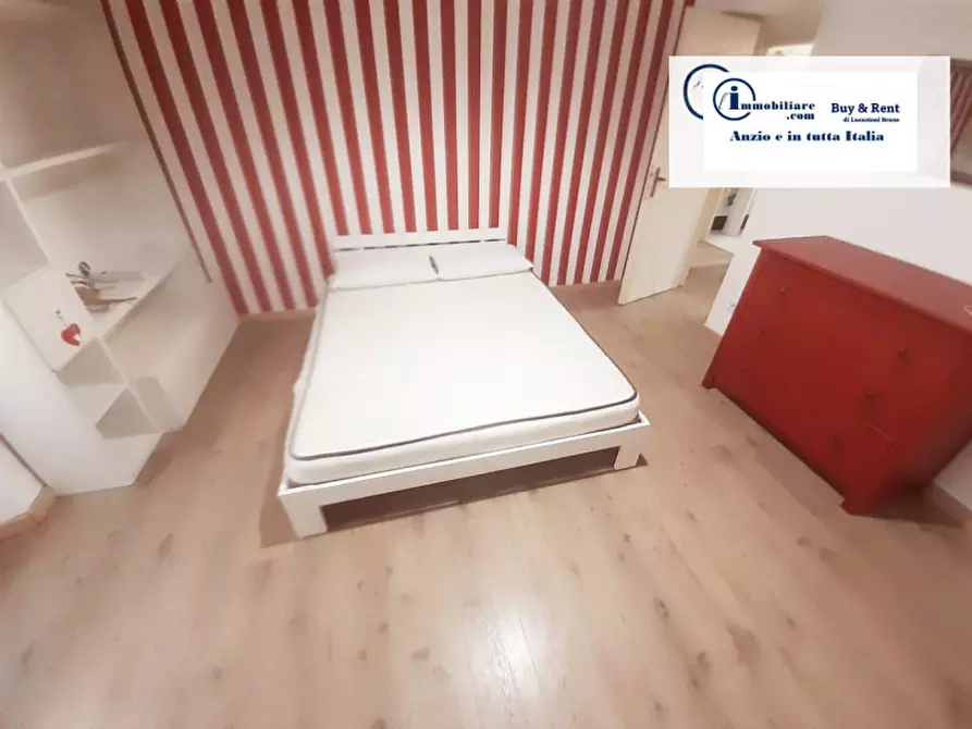Immagine 8 di Appartamento in vendita  in via xx settembre a Anzio