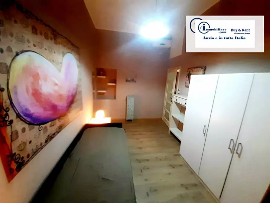 Immagine 9 di Appartamento in vendita  in via xx settembre a Anzio