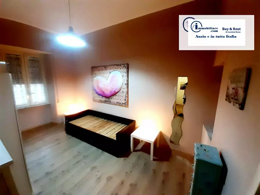 Immagine 10 di Appartamento in vendita  in via xx settembre a Anzio