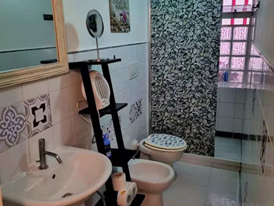 Immagine 11 di Appartamento in vendita  in via xx settembre a Anzio