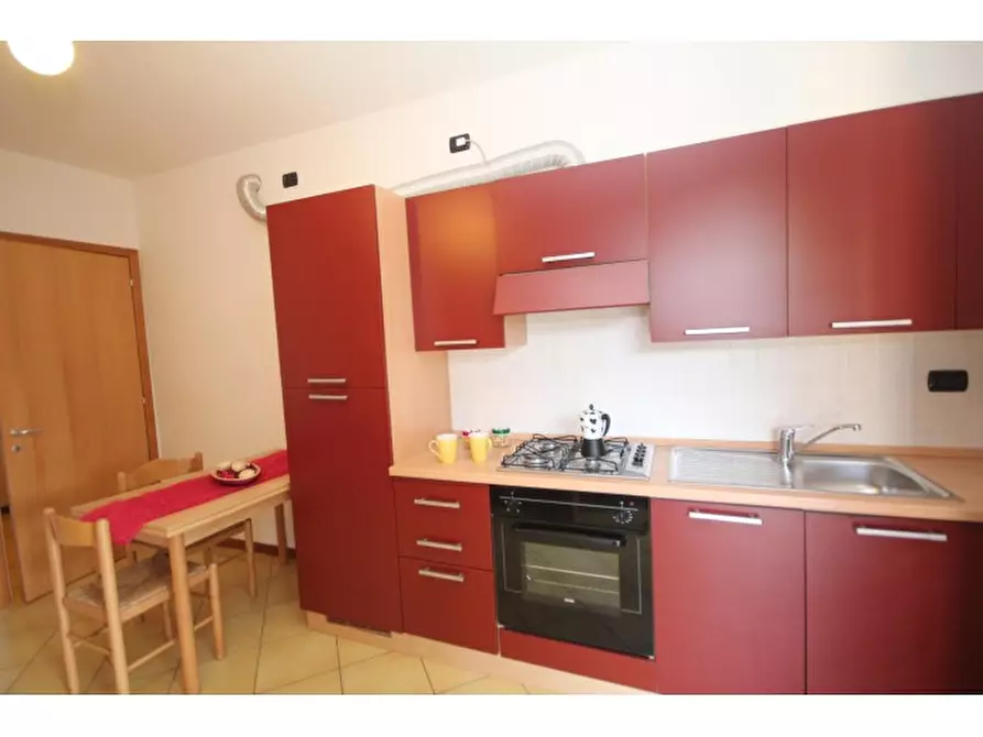 Immagine 3 di Appartamento in vendita  in Via Trieste a Rosolina