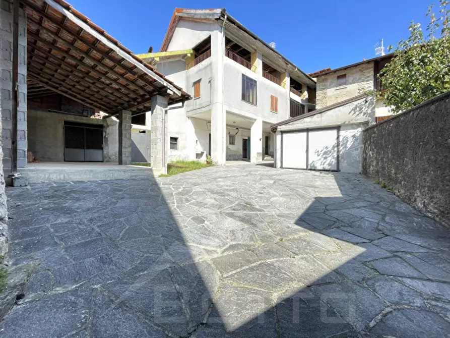 Immagine 1 di Casa indipendente in vendita  in via peretti n 8 a San Maurizio D'opaglio