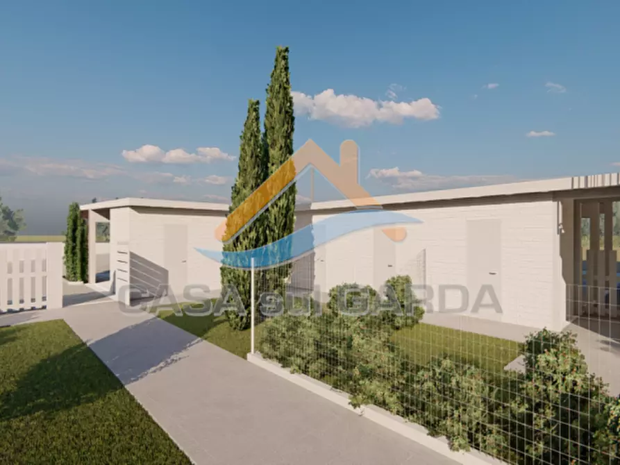 Immagine 9 di Appartamento in vendita  in via frassino a Peschiera Del Garda