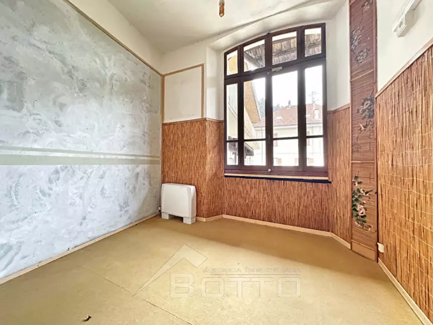 Immagine 21 di Casa indipendente in vendita  in VIALE VARALLO 119 a Borgosesia