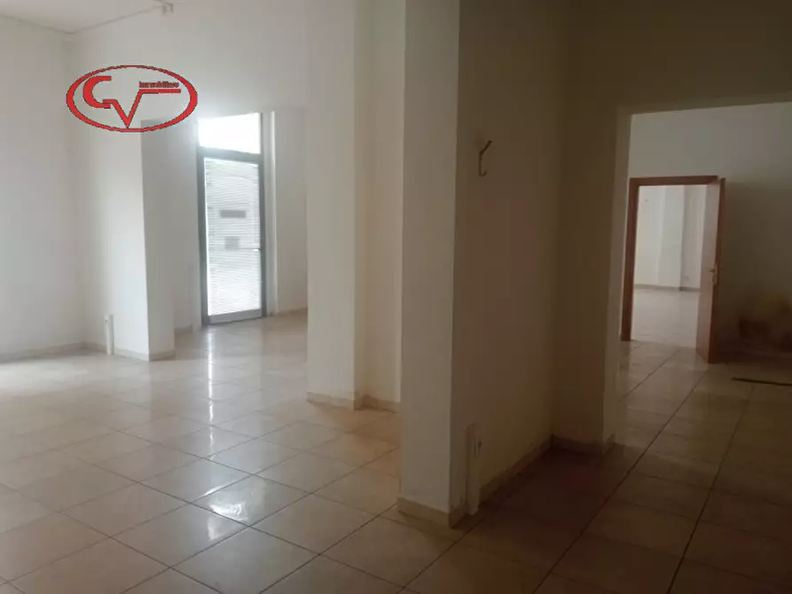 Immagine 2 di Magazzino in affitto  in via aretina a Montevarchi