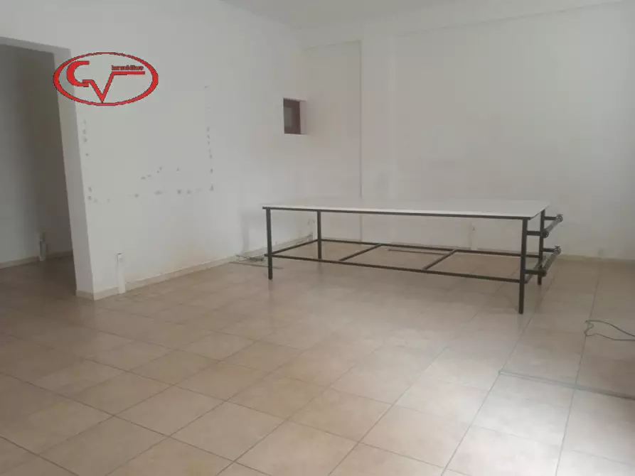 Immagine 7 di Magazzino in affitto  in via aretina a Montevarchi