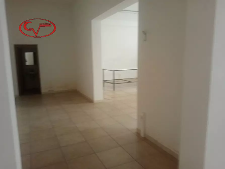 Immagine 10 di Magazzino in affitto  in via aretina a Montevarchi