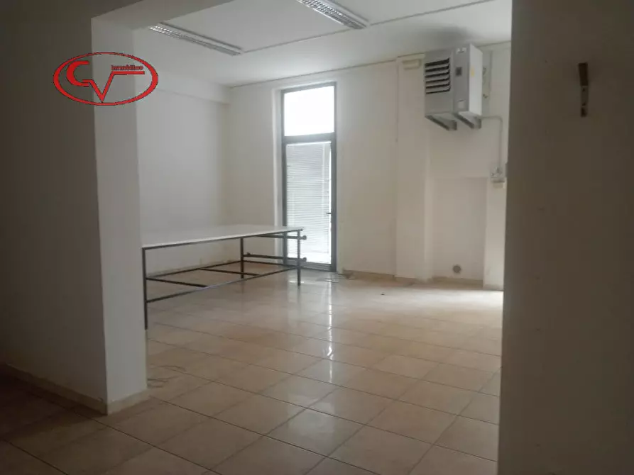 Immagine 12 di Magazzino in affitto  in via aretina a Montevarchi