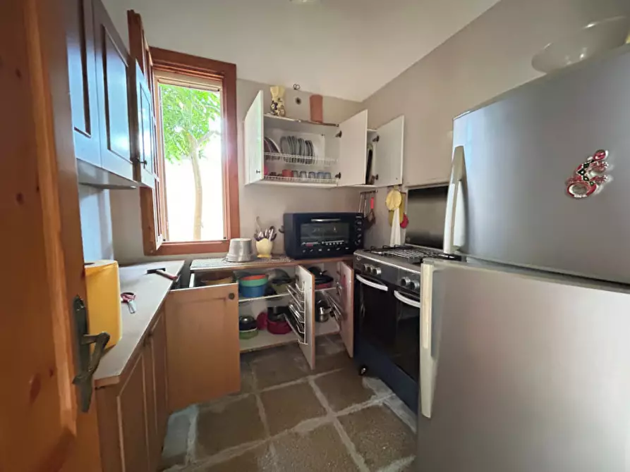 Immagine 12 di Villa in vendita  in VIA PESCE MISSINE, 61-63 a Trepuzzi