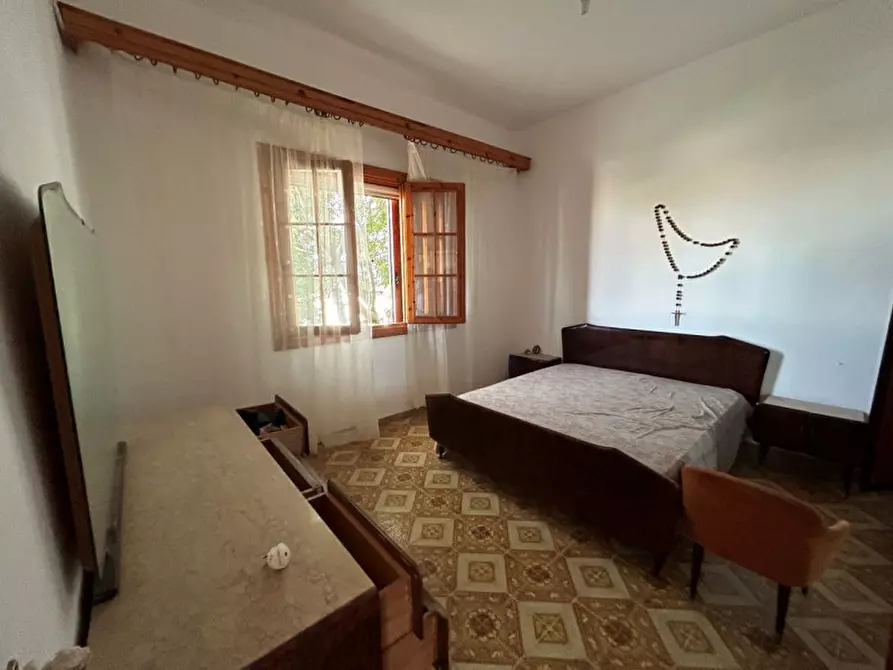 Immagine 25 di Villa in vendita  in VIA PESCE MISSINE, 61-63 a Trepuzzi