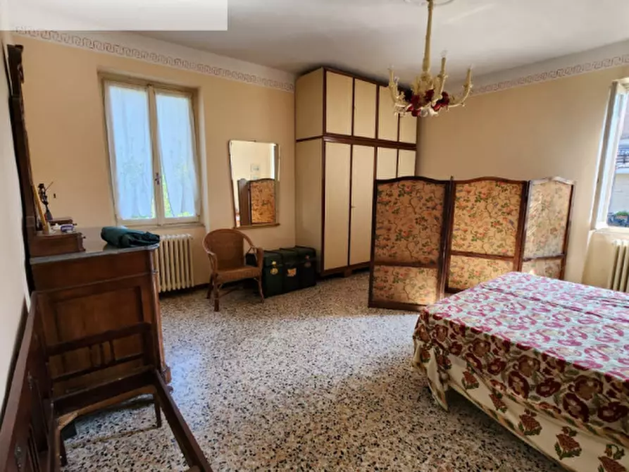 Immagine 13 di Casa indipendente in vendita  in Via Roma a Casteggio