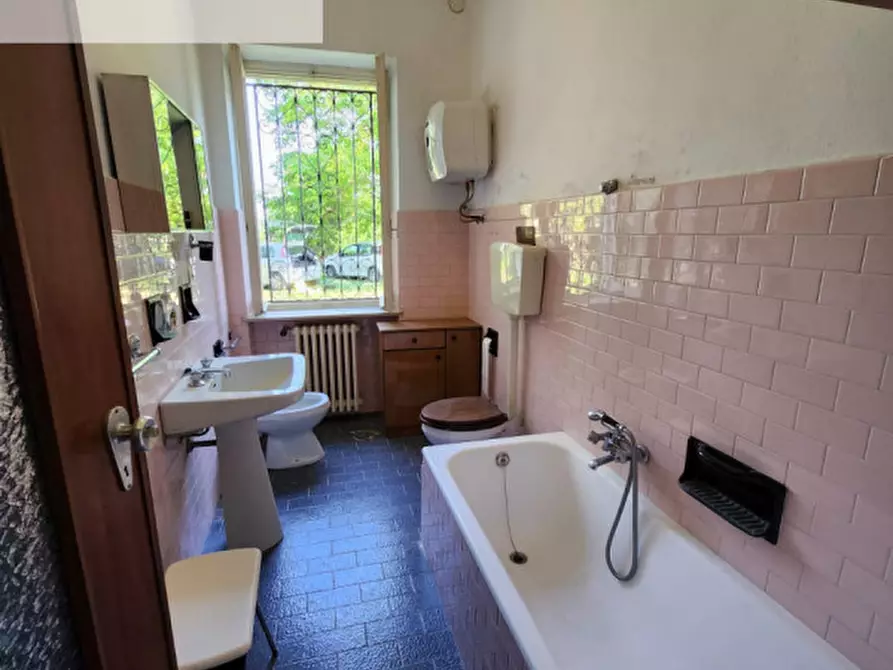 Immagine 15 di Casa indipendente in vendita  in Via Roma a Casteggio