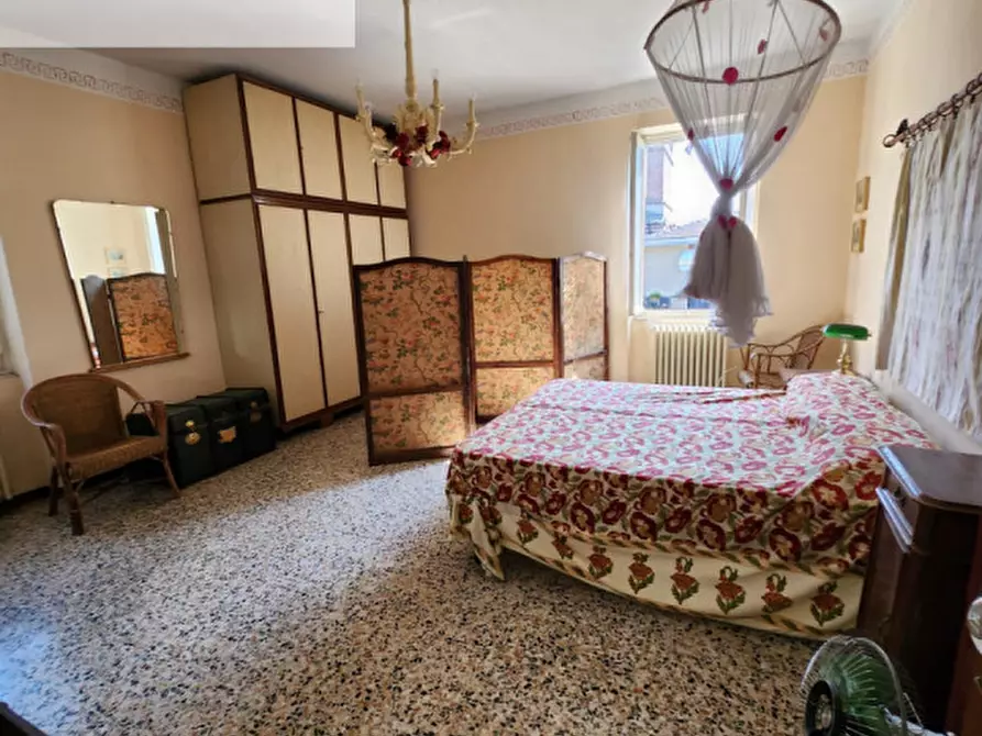 Immagine 19 di Casa indipendente in vendita  in Via Roma a Casteggio