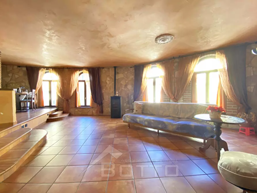 Immagine 9 di Appartamento in vendita  in Via Giuseppe Torchio 10 a Serravalle Sesia