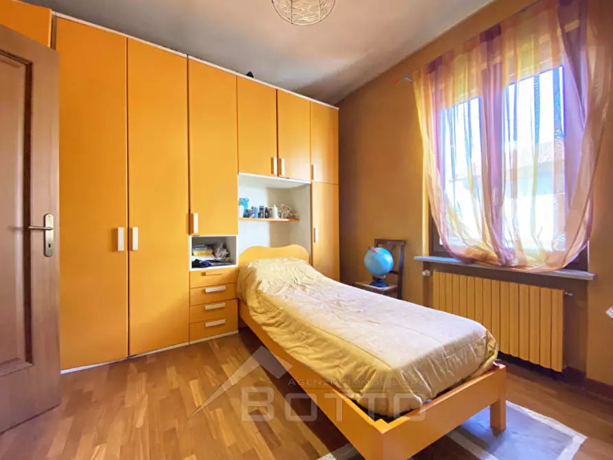 Immagine 12 di Appartamento in vendita  in Via Giuseppe Torchio 10 a Serravalle Sesia