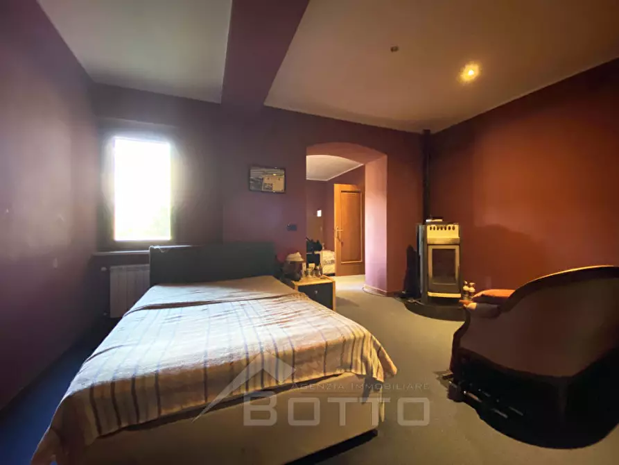 Immagine 14 di Appartamento in vendita  in Via Giuseppe Torchio 10 a Serravalle Sesia