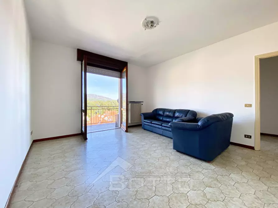 Immagine 1 di Appartamento in vendita  in Via Ducale 19 a Serravalle Sesia