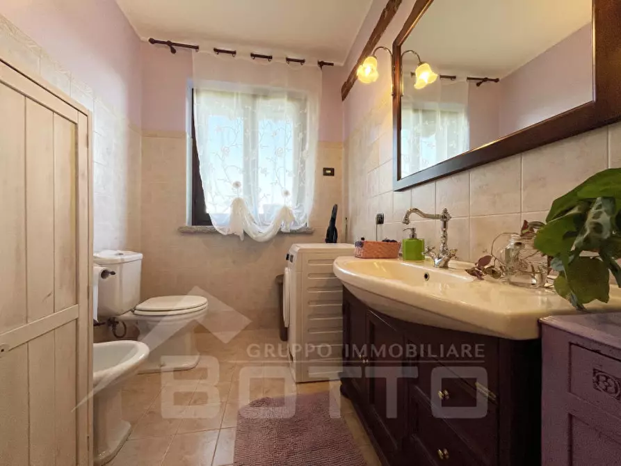 Immagine 9 di Casa indipendente in vendita  in via grizza a Oleggio