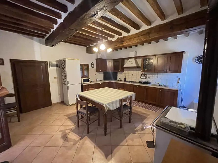 Immagine 9 di Rustico / casale in vendita  a Suzzara