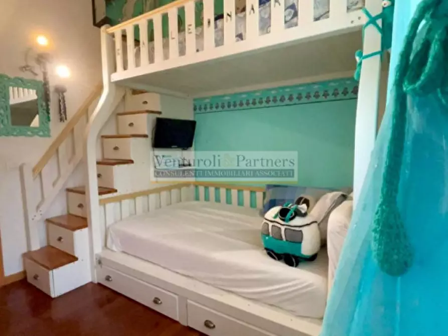 Immagine 3 di Appartamento in vendita  in via montebello a Lonato del Garda