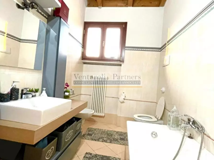 Immagine 11 di Appartamento in vendita  in via montebello a Lonato del Garda