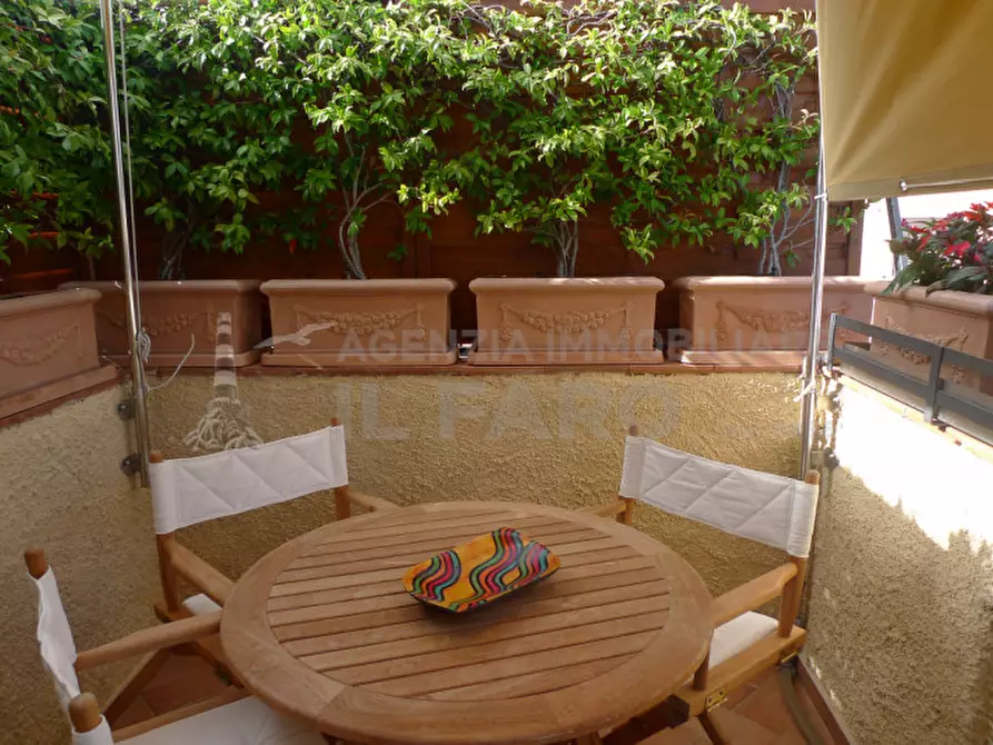 Immagine 34 di Appartamento in vendita  in Via terralugiana a La Maddalena