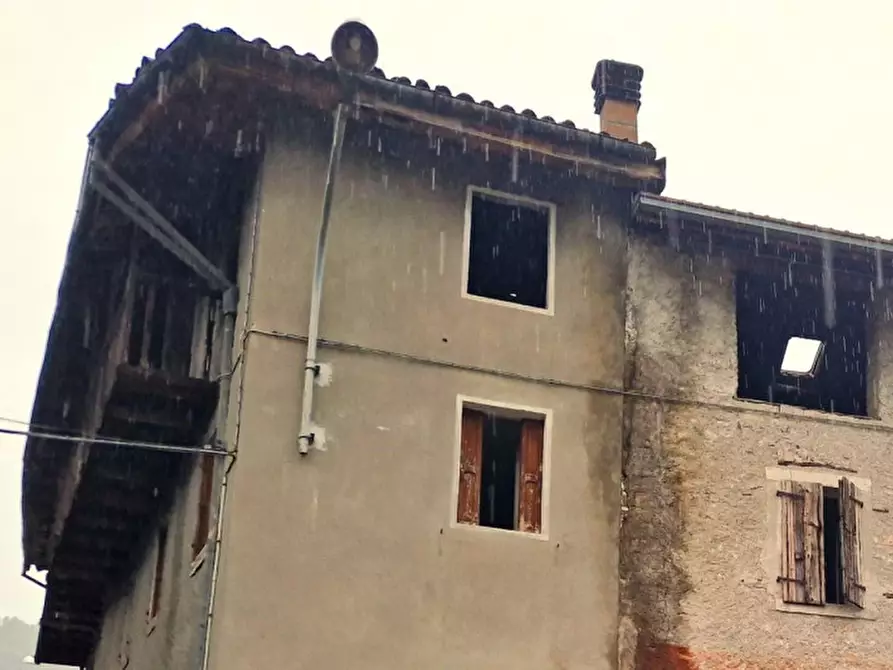 Immagine 16 di Rustico / casale in vendita  in Via Cadorna, N. 18-20 a Arsie'