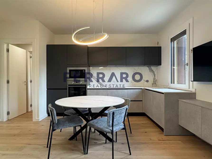 Immagine 3 di Appartamento in vendita  in Viale Monte Grappa a Treviso