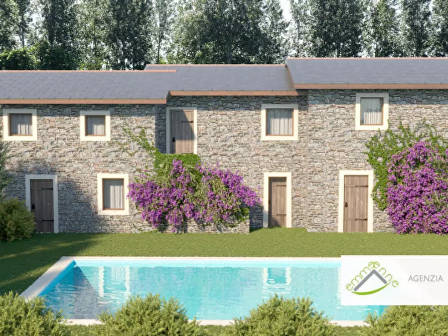 Immagine 2 di Terreno in vendita  in via riviera del brenta a Fiesso D'artico