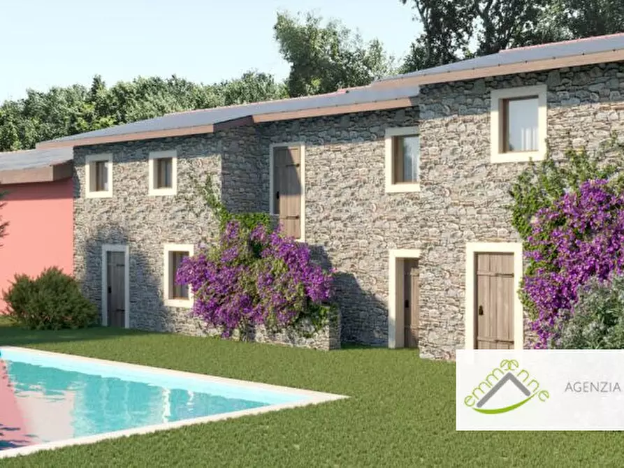 Immagine 5 di Terreno in vendita  in via riviera del brenta a Fiesso D'artico