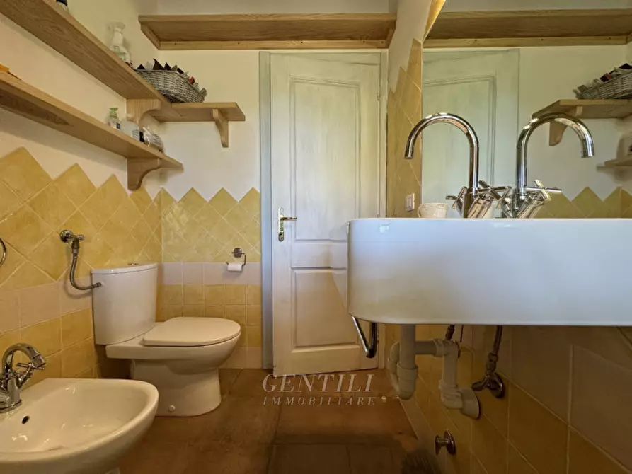 Immagine 13 di Villa in vendita  a Olbia