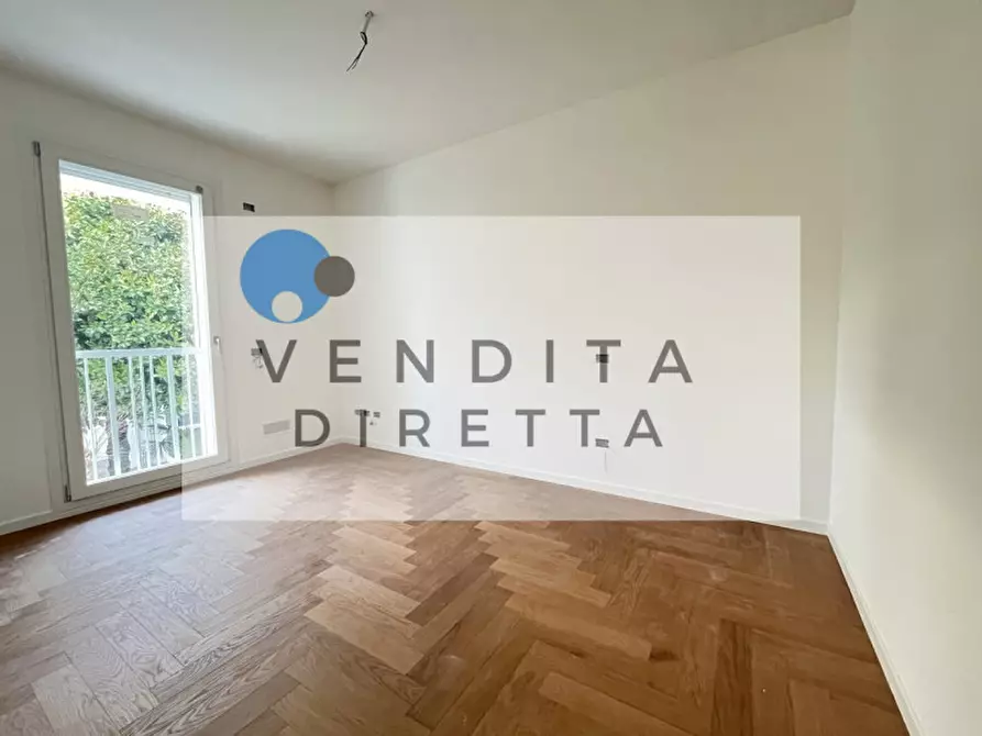Immagine 1 di Appartamento in vendita  in via valerio flacco a Abano Terme