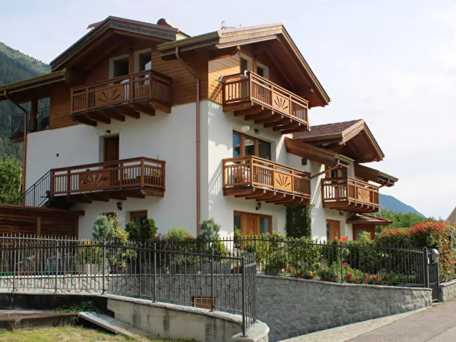 Immagine 9 di Appartamento in vendita  in Via Longa,n.16 a Terzolas