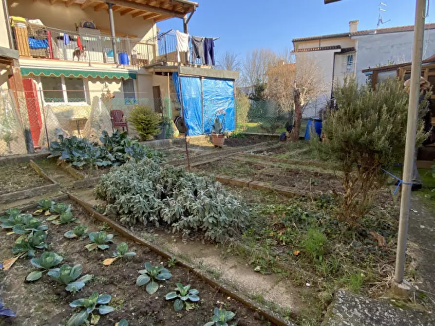 Immagine 19 di Villetta a schiera in vendita  a Lonigo