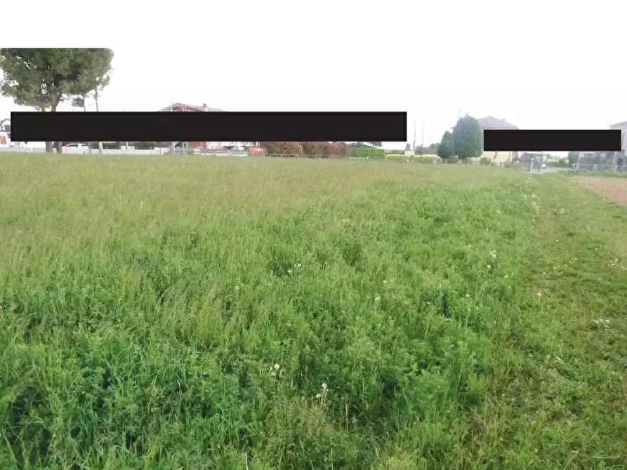 Immagine 8 di Terreno in vendita  in Via Monte Grappa a Istrana