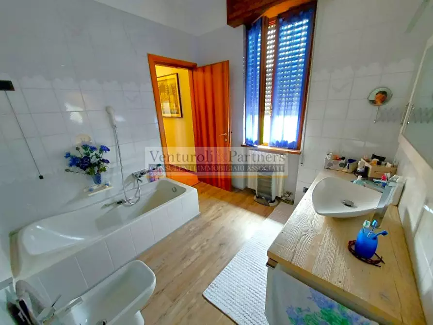 Immagine 9 di Appartamento in vendita  in cesare battisti a Lonato del Garda