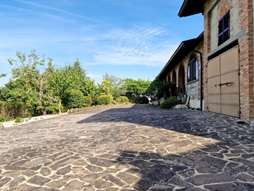 Immagine 7 di Villa in vendita  a Vernasca