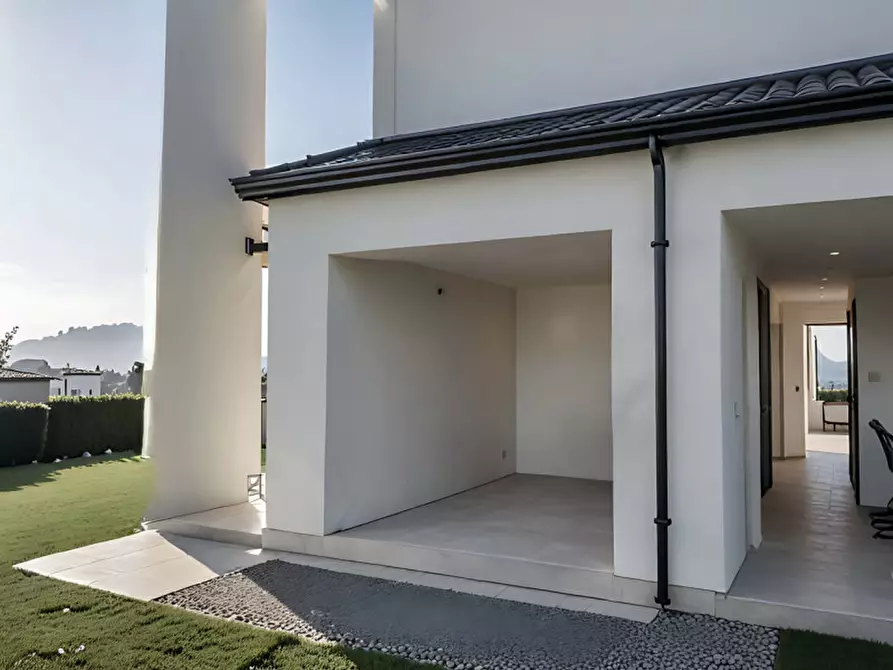 Immagine 5 di Casa bifamiliare in vendita  in Via Cristoforo Colombo a Castelfranco Veneto