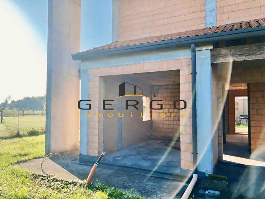 Immagine 14 di Casa bifamiliare in vendita  in Via Cristoforo Colombo a Castelfranco Veneto