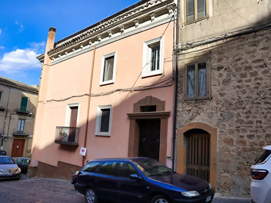 Immagine 4 di Appartamento in vendita  in Via Cavour 30 a Piazza Armerina