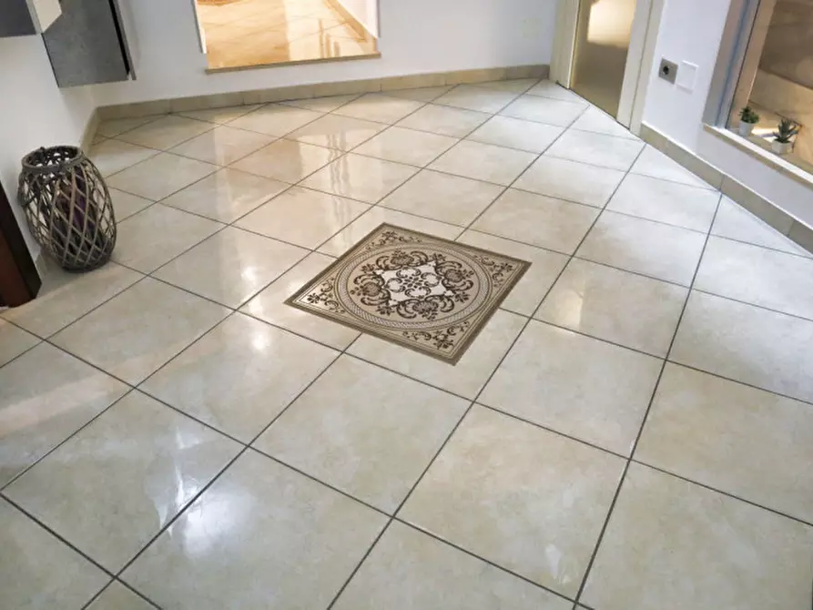 Immagine 11 di Appartamento in vendita  in Via Cavour 30 a Piazza Armerina