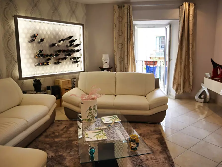 Immagine 15 di Appartamento in vendita  in Via Cavour 30 a Piazza Armerina