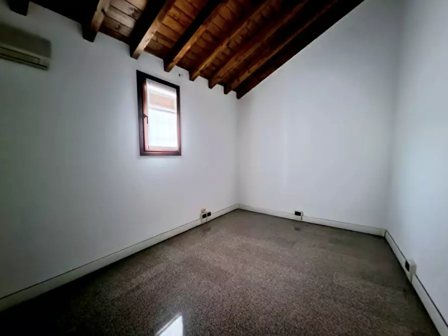 Immagine 5 di Ufficio in affitto  in via buggiani a Monselice