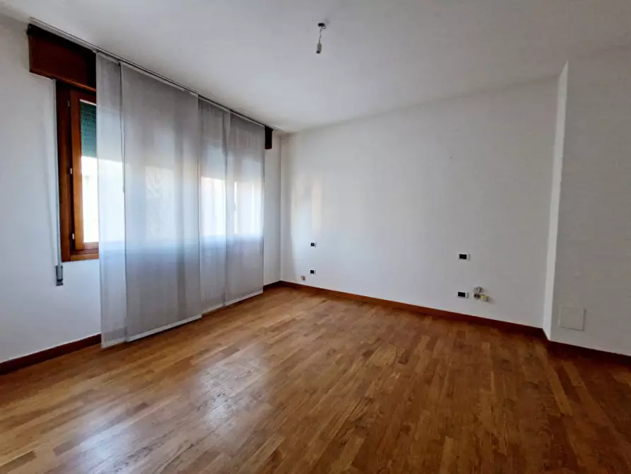 Immagine 9 di Ufficio in affitto  in via buggiani a Monselice