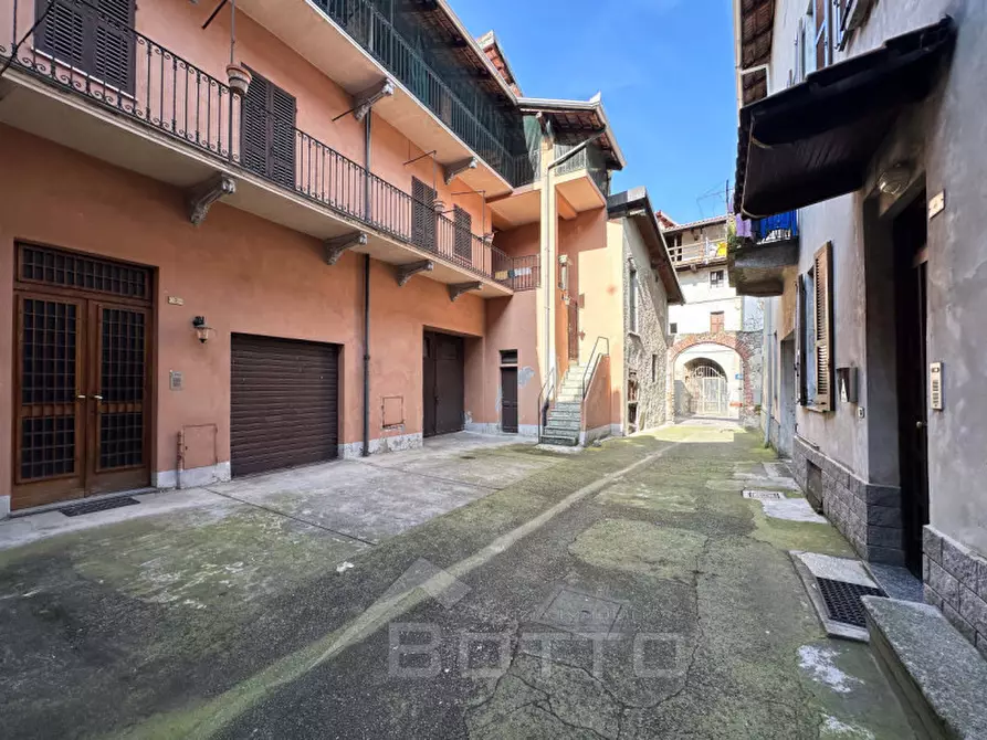 Immagine 14 di Villetta a schiera in vendita  in Vicolo dell'Economia, 2 a Romagnano Sesia