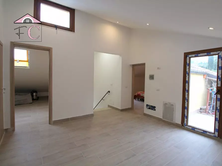 Immagine 12 di Appartamento in vendita  a Narni