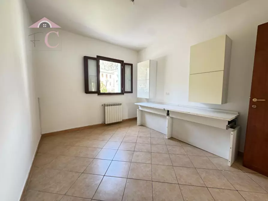 Immagine 13 di Appartamento in vendita  in Via Madonna del Piano, 15 a Narni